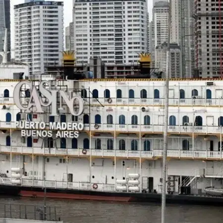Casino Buenos Aires: el curioso caso del casino flotante