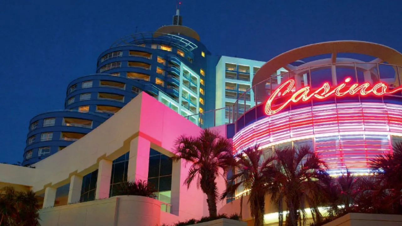 Conrad Casino, el lujo a solo dos horas de Buenos Aires