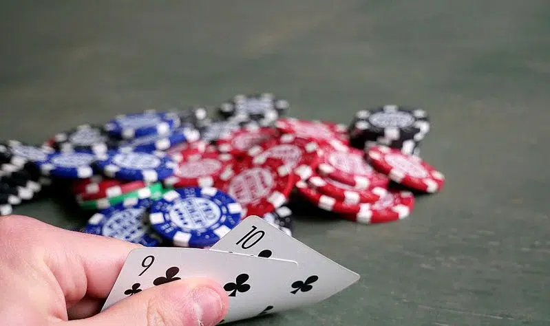 Origens e dinâmica do Poker Texas Hold’em