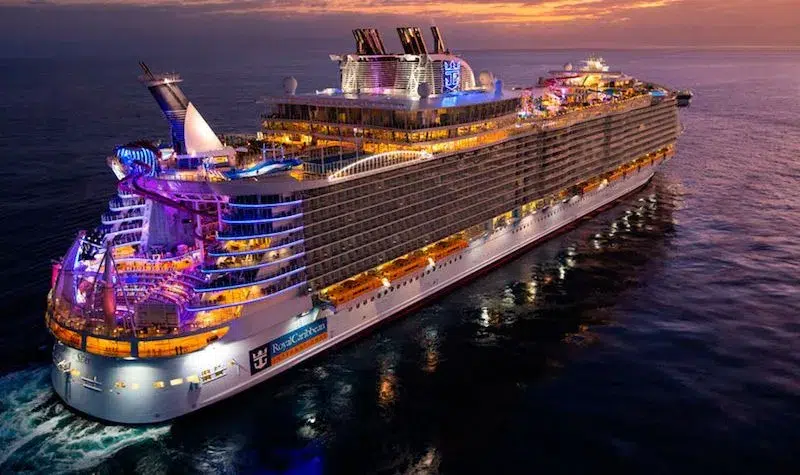 Un casino en el crucero más grande del mundo