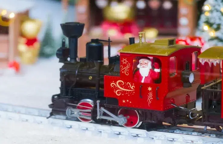 Latribet recibe la navidad con La Fábrica de Santa