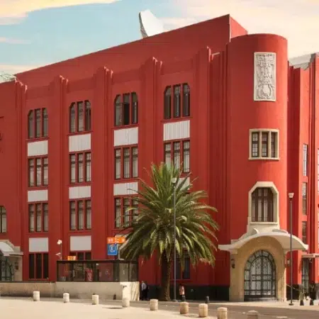 El Frontón México sobrevive gracias a su restaurante