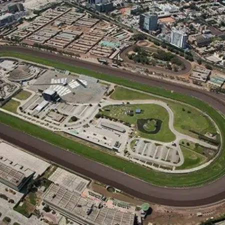 Las tres sedes del Jockey Club del Perú