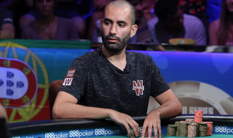 Cinco maiores craques portugueses do poker