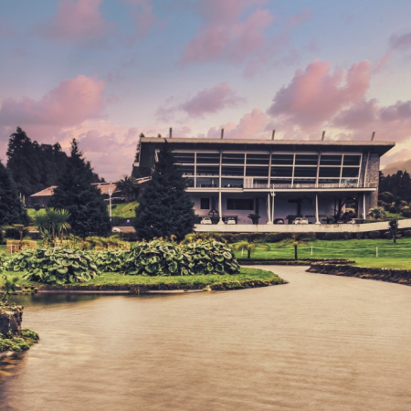 Diversão Em Açores com golfe e sala de jogos