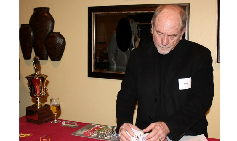 Max Rubin jugando al blackjack