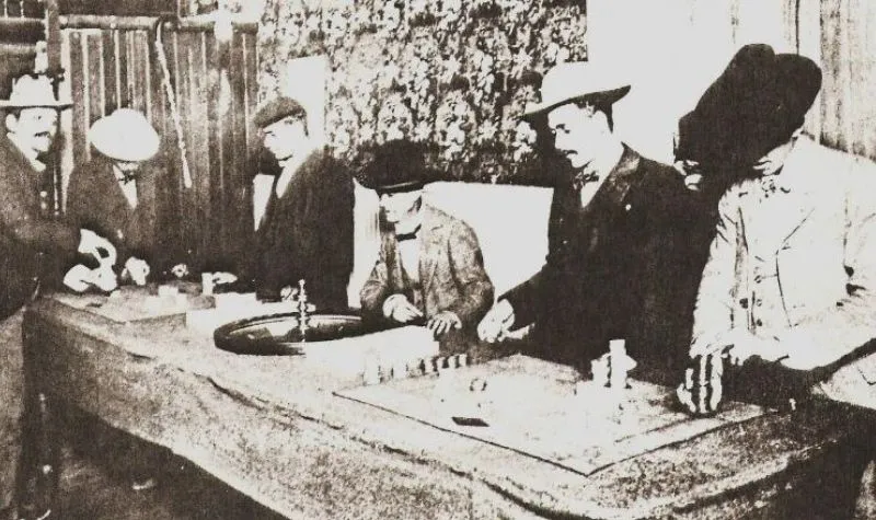 Ruleta antigua de casino