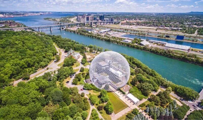 Alrededores del Casino de Montreal